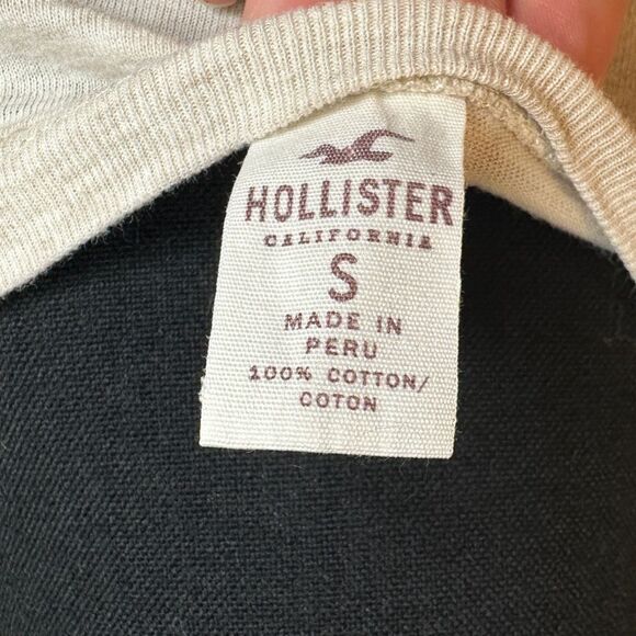 Hollister Y2K Cotton Laguna Beach Graphic Tee - Picture 6 of 6